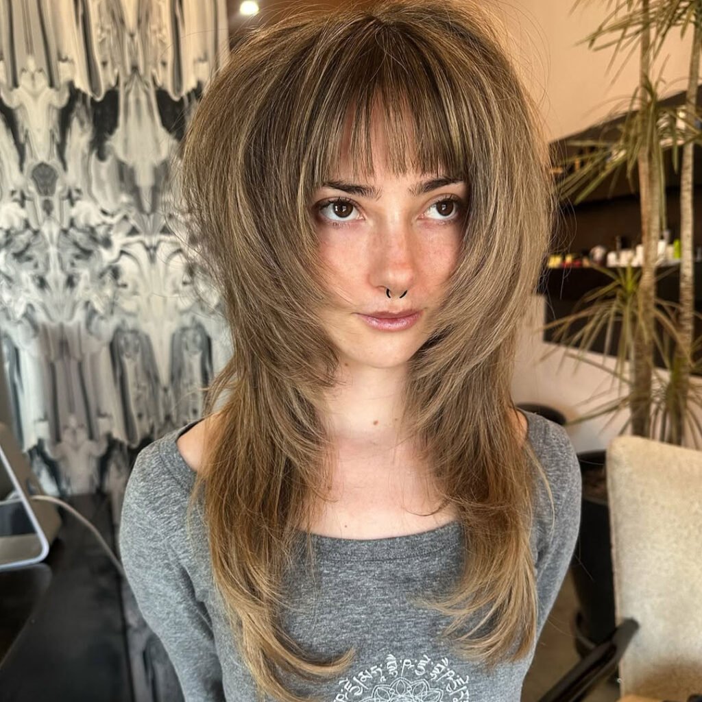 Voluminous Retro Shag