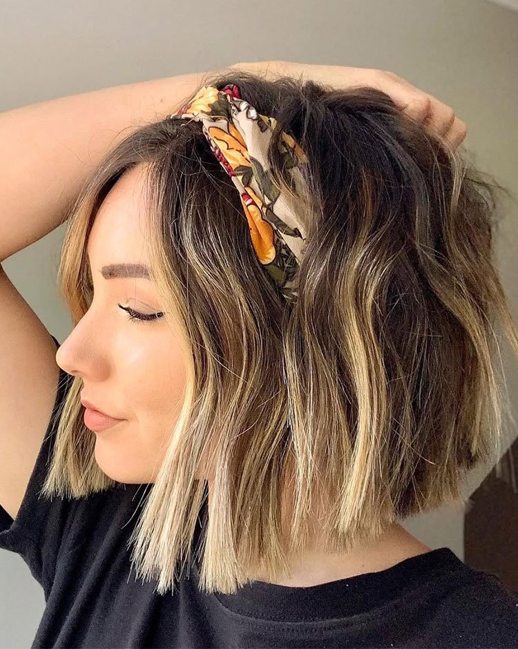 Short wavy bob with printed scarf headband