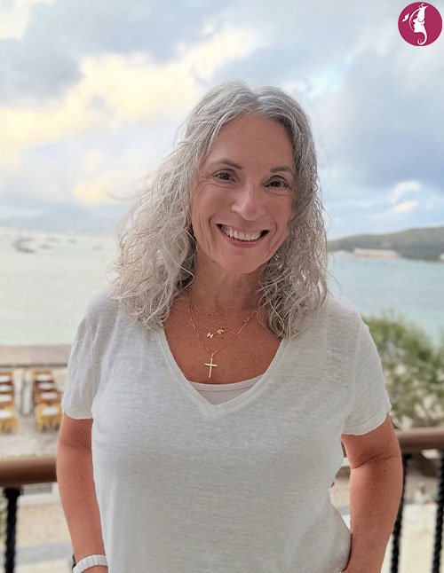 Classic loose beach waves hairstyle